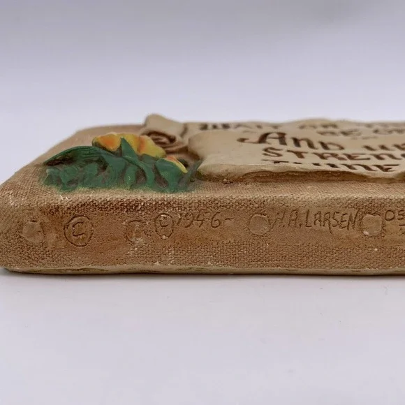 Scroll Heavy Plaque Wait on the Lord Psalm 27:14 H.A. Larsen 1946 Chalk Plaster - Picture 2 of 12